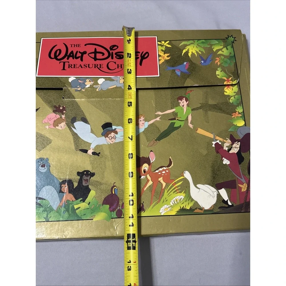 VTG The Walt Disney Treasure Chest 1991  4 Oversized Books in Folder!